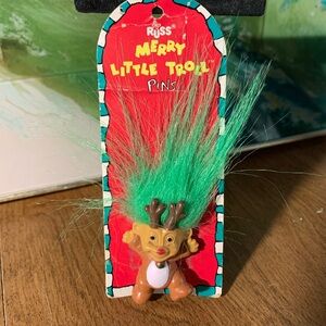 Christmas troll brooche